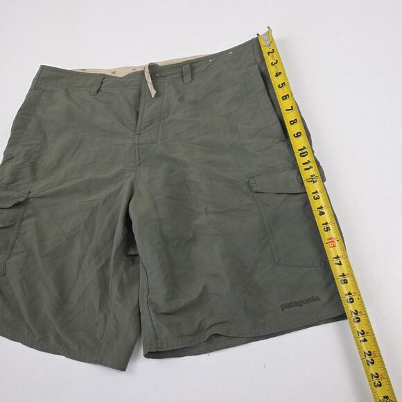 Patagonia Cargo Shorts Mens 36 Outdoor Hiking Utility Recycled Nylon Pockets - Picture 3 of 11